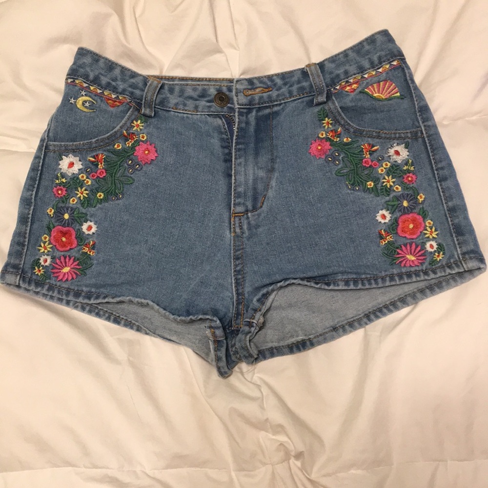 vintage floral jean shorts